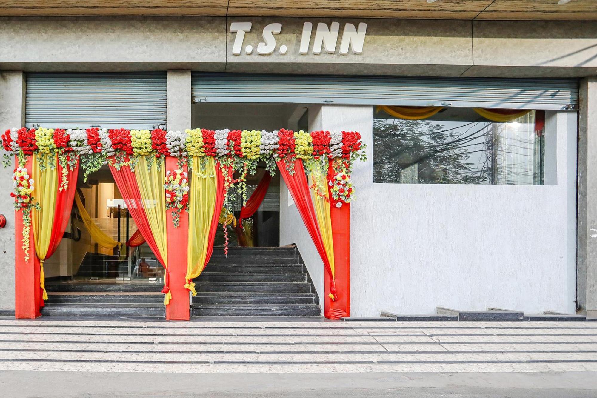 Fabhotel Ts Inn Faithfulganj Exteriör bild